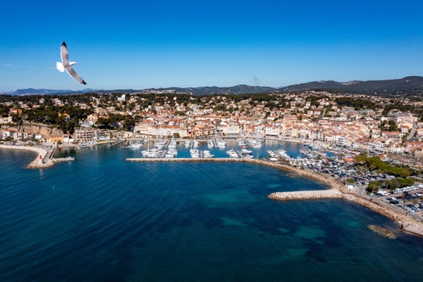 Bateau Semi-Rigide à Sanary : L&rsquo;alliance de la tradition et de la performance aluminium